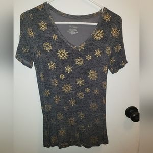 Womens snowflake shirt